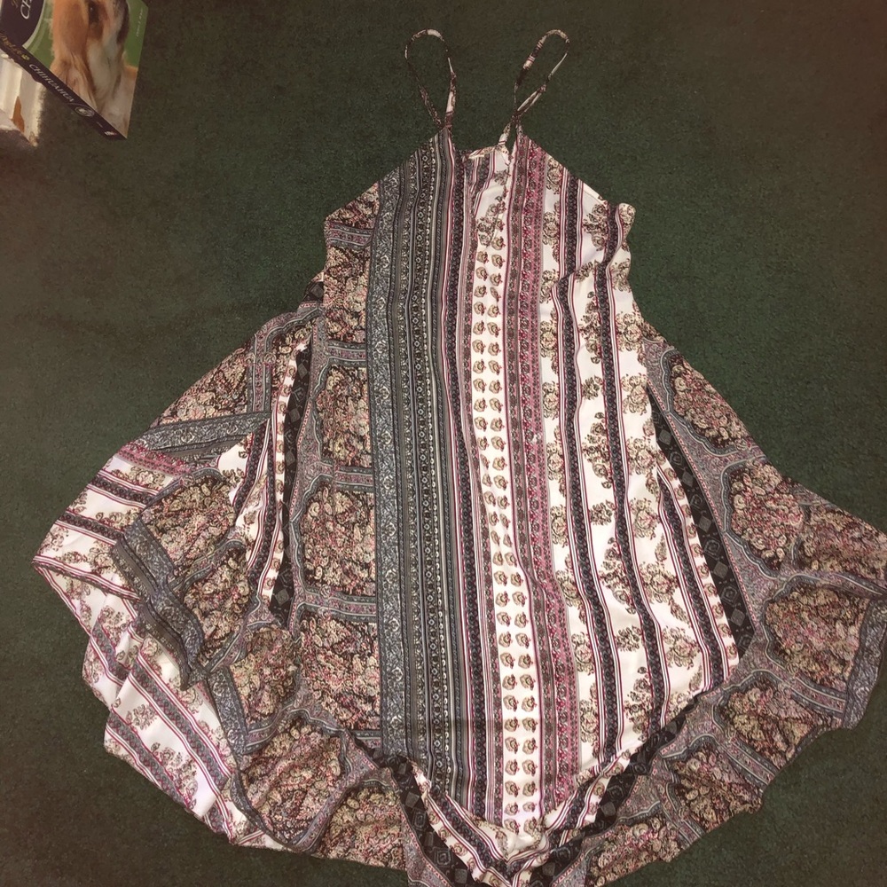BEAUTIFUL SUMMER HANDKERCHIEF DRESS.